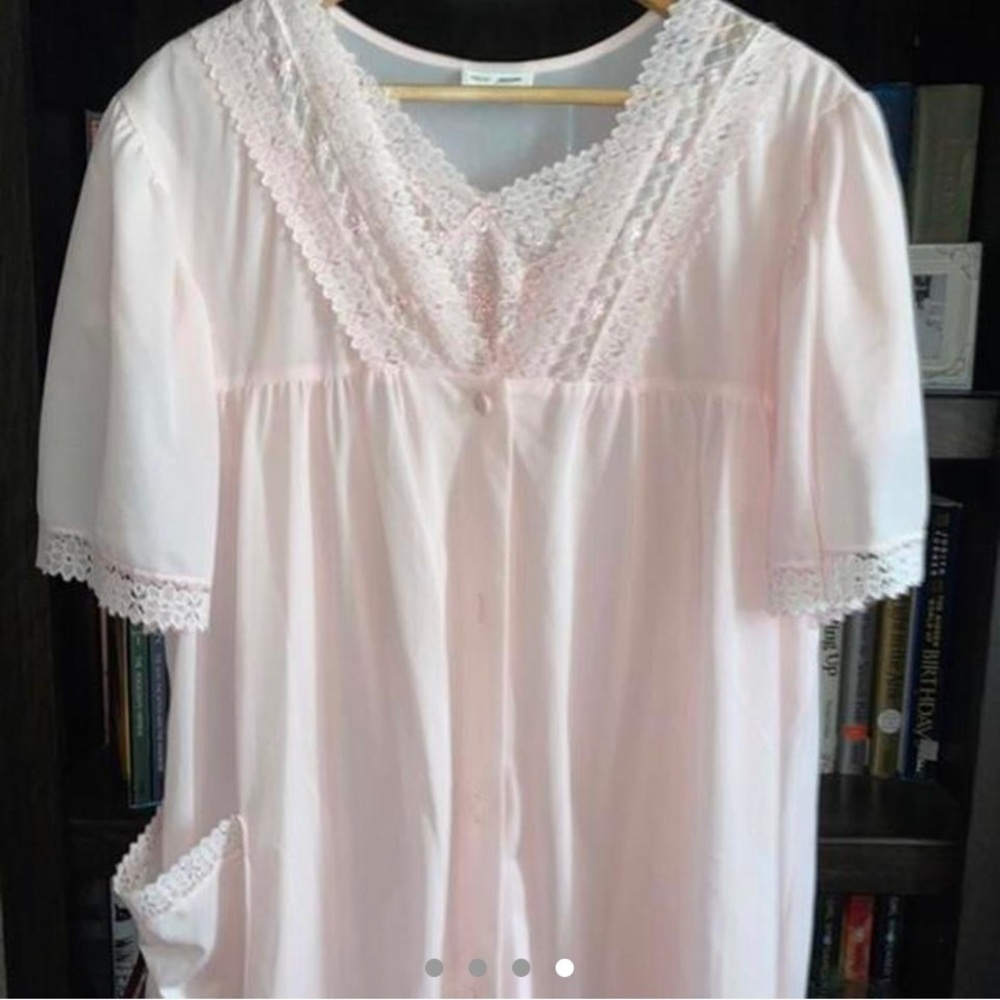 Kelly Reed Robe Set /2PC - Picture 2 of 4